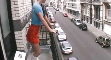 sex tập thể vợ Busty stepmom muốn quyến rũ một chàng phim sex online trai. Stepson nhận quan hệ tình dục khó khăn.